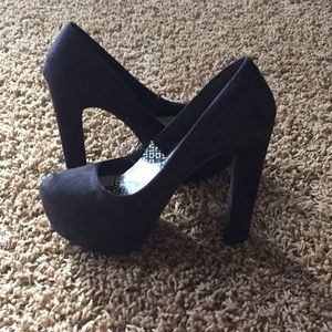 Black ladies heels